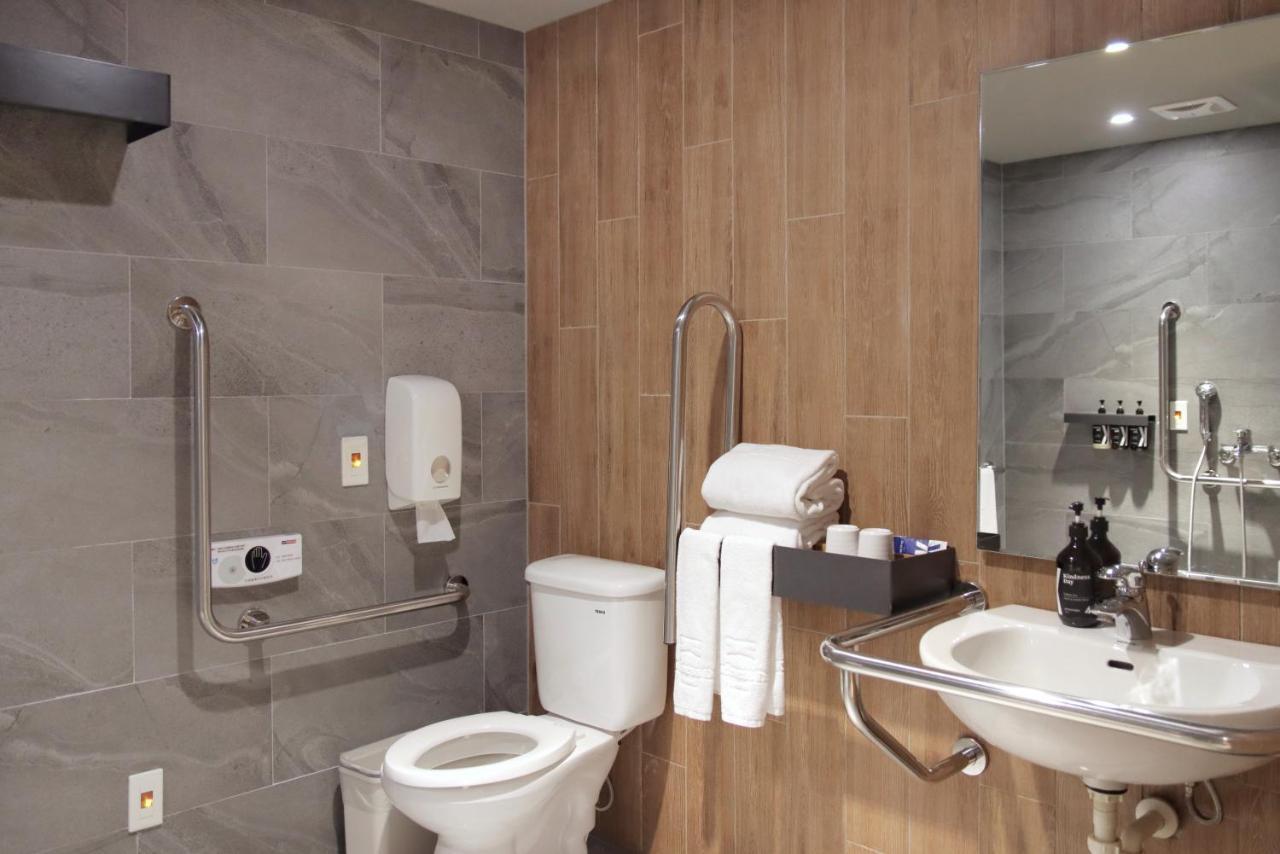 Kindness Day Hotel Tainan Extérieur photo