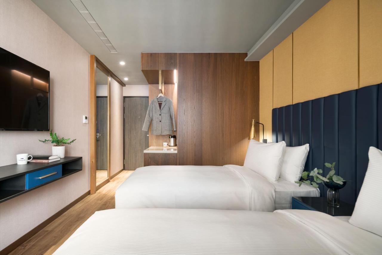 Kindness Day Hotel Tainan Extérieur photo