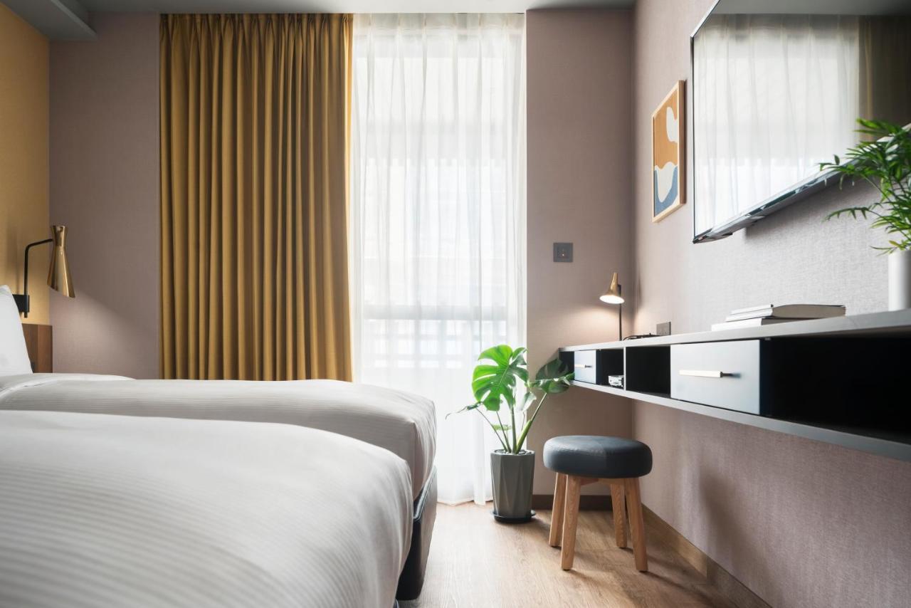 Kindness Day Hotel Tainan Extérieur photo